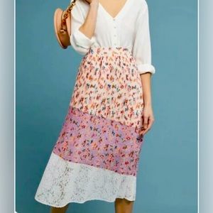 Anthropologie Laia brand skirt, Floral Feminine, Lace, Easter, Cottage, Pleated.